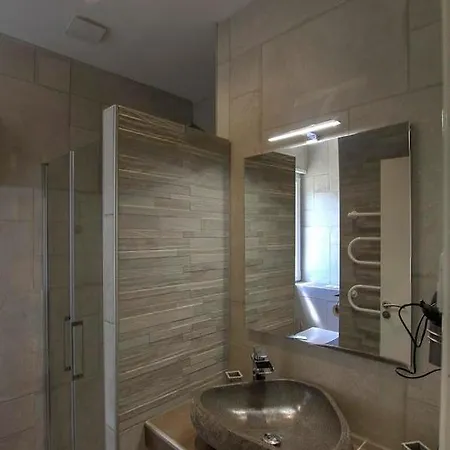 B&B La Maison Du Bonheur, Borne De Recharge Ve 생베르나르