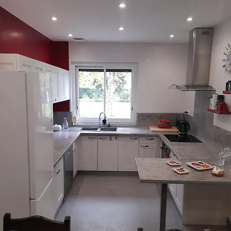 La Maison Du Bonheur, Borne De Recharge Ve B&B 3*